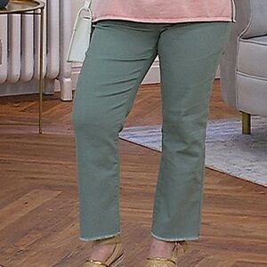 NYDJ Marilyn Straight Jeans - Size 6